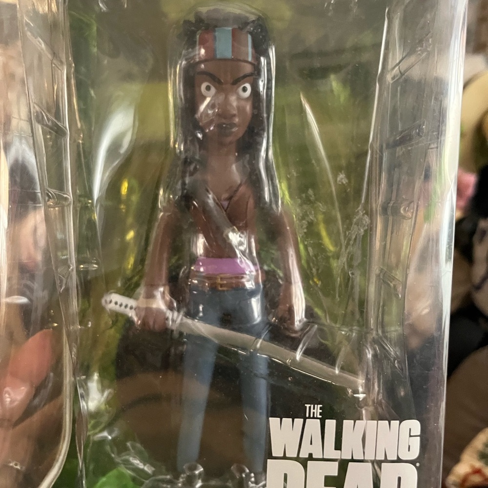 Michonne Figure - Multicolor - Picture 2 of 4